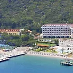 Hotel Sunland 5*