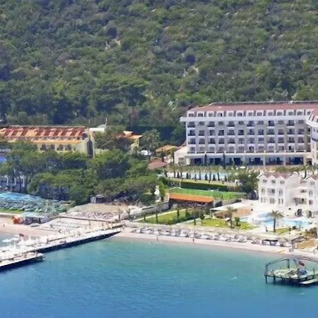 Hotel Sunland 5*