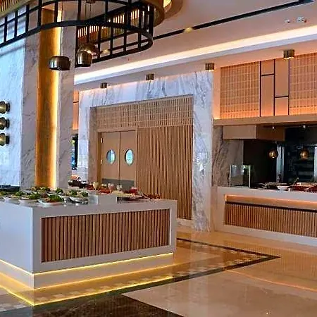 Sunland 5*