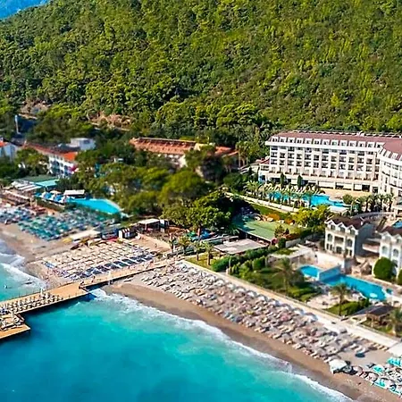 Отель Sunland 5*