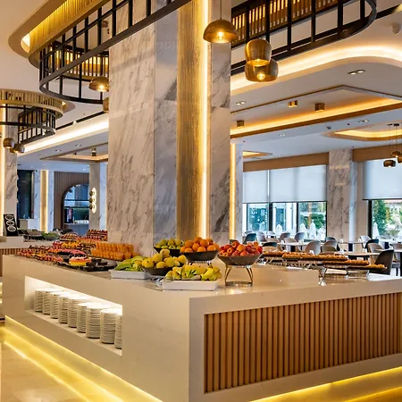 Sunland Hotel