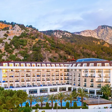 Hotell Sunland 5*