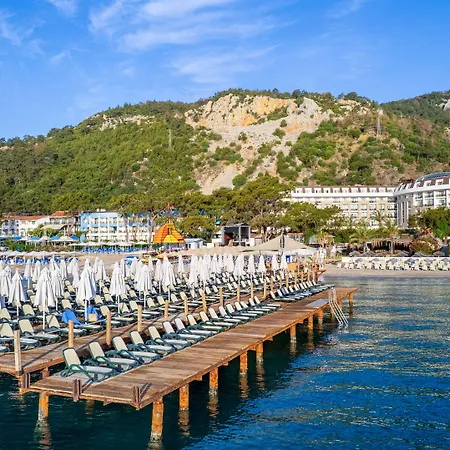 Hotell Sunland 5*