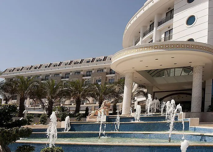 Sunland Hotell 5*